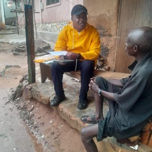 La collecte de données est en cours dans le district d’Asuogyaman, au Ghana: mettre en lumière les réalités culturelles grâce aux groupes de discussion