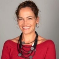 Photo of Prof. Amaya Bustinduy